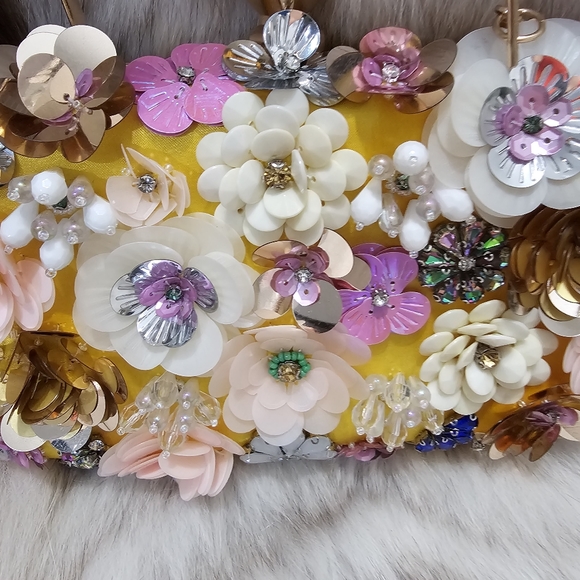 NWT Bebe Yellow 3D Multifloral 3 Style. Crossbody Clutch Handbag - Picture 9 of 13